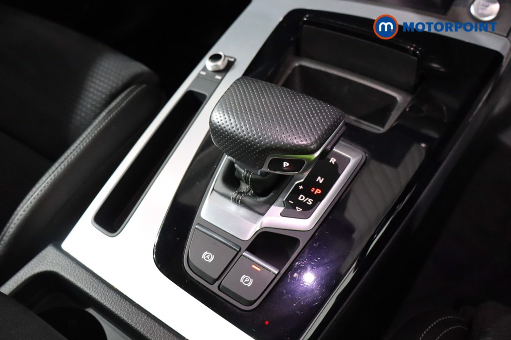 Audi Q5 S Line Automatic Petrol Plug-In Hybrid SUV - Stock Number (1544100) - 15th supplementary image