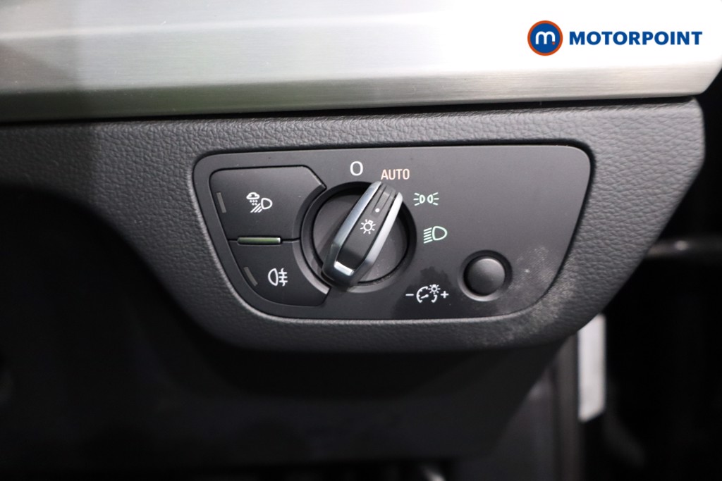 Audi Q5 S Line Automatic Petrol Plug-In Hybrid SUV - Stock Number (1544100) - 19th supplementary image