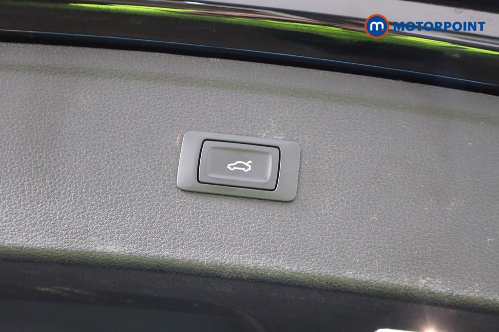 Audi Q5 S Line Automatic Petrol Plug-In Hybrid SUV - Stock Number (1544100) - 27th supplementary image