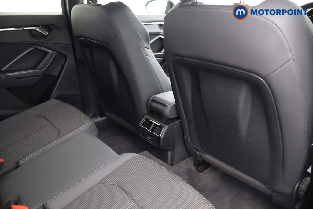 Audi Q3 Black Edition Manual Petrol SUV - Stock Number (1544368) - 18th supplementary image