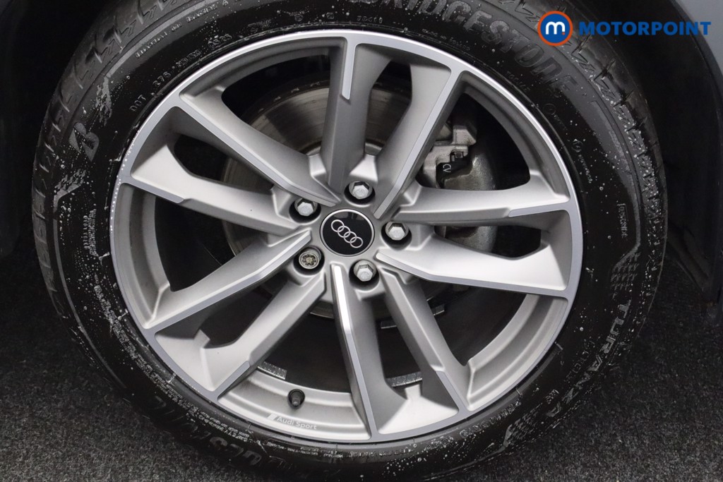 Audi Q3 Black Edition Manual Petrol SUV - Stock Number (1544368) - 24th supplementary image