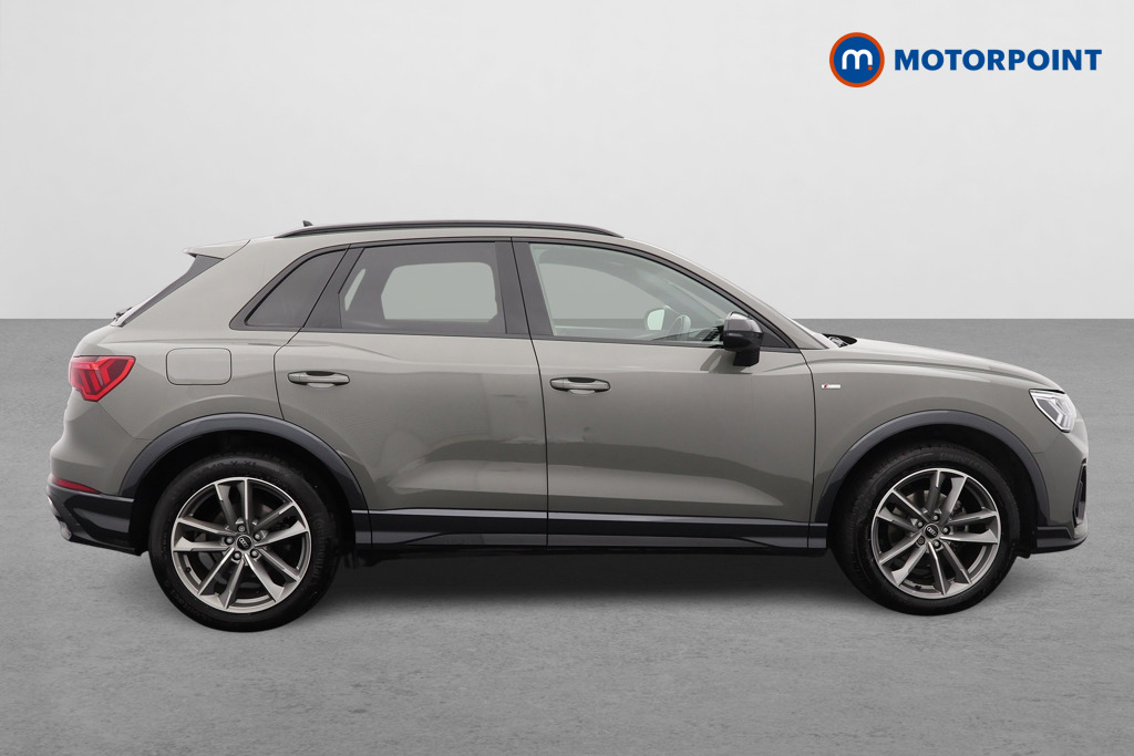 Audi Q3 Black Edition Manual Petrol SUV - Stock Number (1544368) - Drivers side