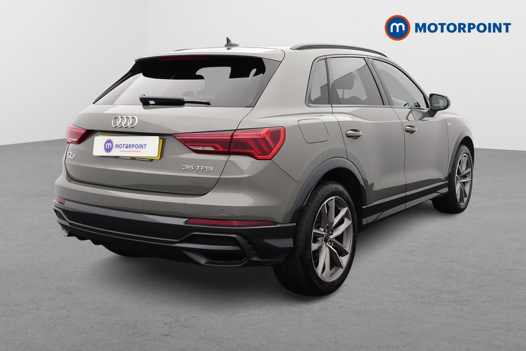 Audi Q3 Black Edition Manual Petrol SUV - Stock Number (1544368) - Drivers side rear corner
