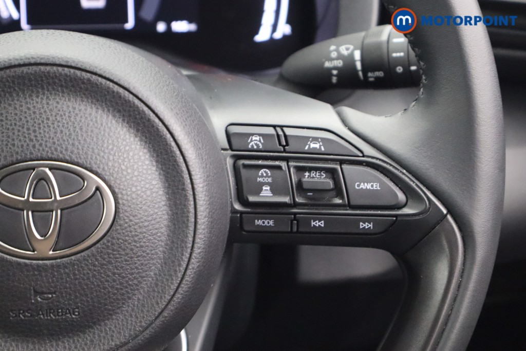 Toyota Yaris Cross Icon Automatic Petrol-Electric Hybrid Estate - Stock Number (1544380) - 5th supplementary image