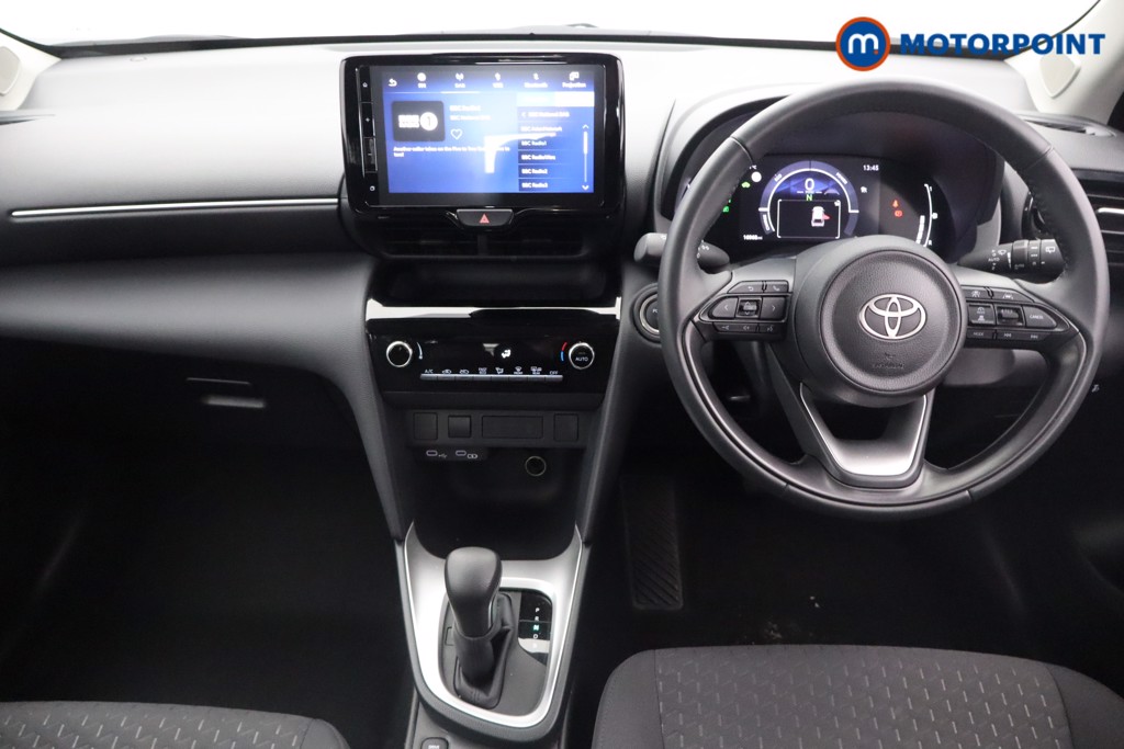 Toyota Yaris Cross Icon Automatic Petrol-Electric Hybrid Estate - Stock Number (1544380) - 1st supplementary image