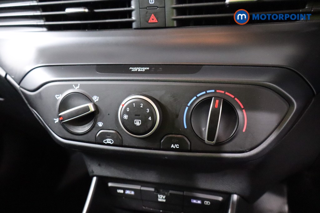 Hyundai I20 Se Connect Manual Petrol Hatchback - Stock Number (1544481) - 13th supplementary image