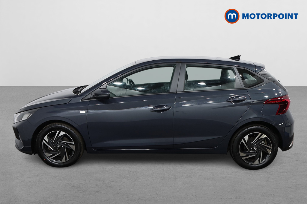 Hyundai I20 Se Connect Manual Petrol Hatchback - Stock Number (1544481) - Passenger side