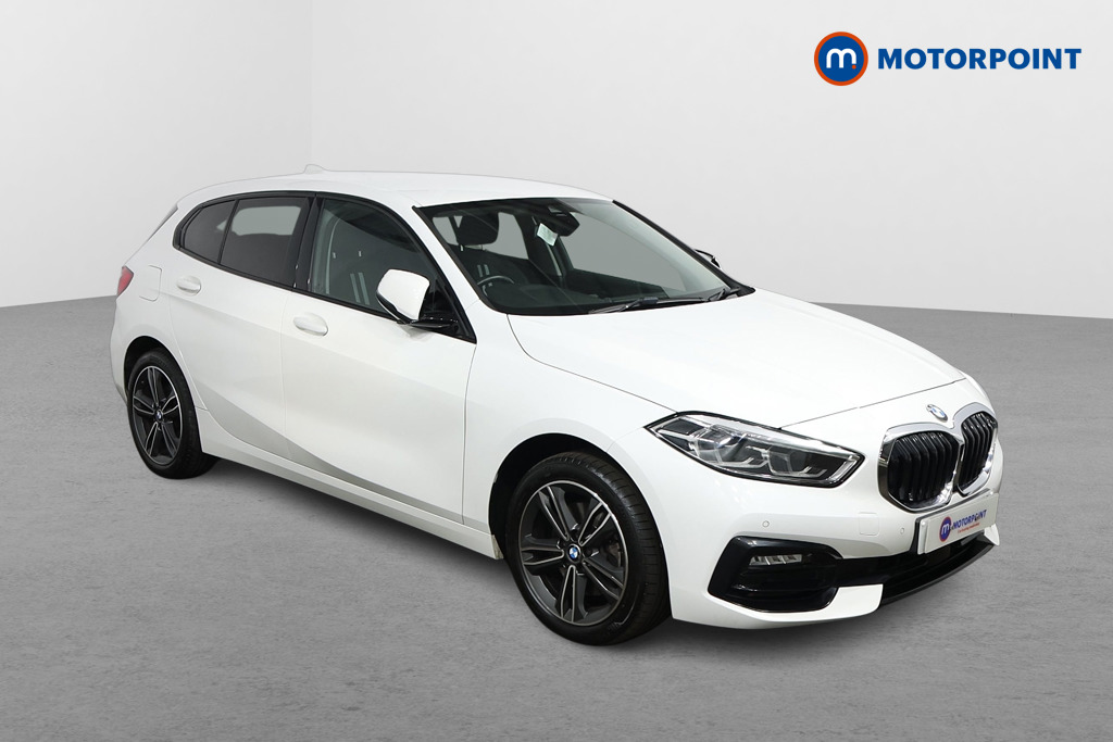 BMW 1 Series Sport Automatic Petrol Hatchback - Stock Number (1544815) - Drivers side front corner