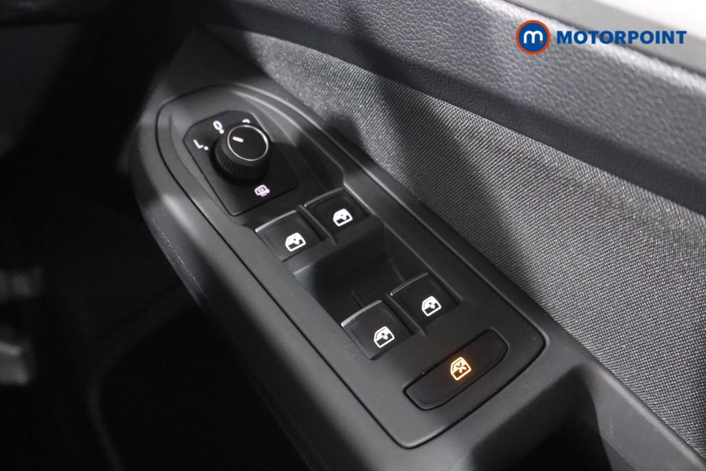Volkswagen Golf Life Manual Petrol Hatchback - Stock Number (1544990) - 9th supplementary image