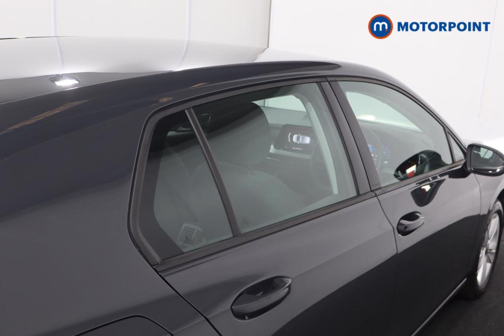 Volkswagen Golf Life Manual Petrol Hatchback - Stock Number (1544990) - 24th supplementary image