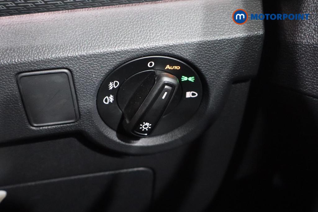 Volkswagen T-Cross R-Line Manual Petrol SUV - Stock Number (1545139) - 13th supplementary image