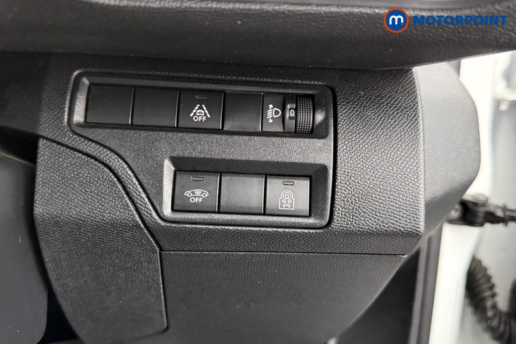Peugeot 3008 Allure Automatic Diesel SUV - Stock Number (1545186) - 15th supplementary image