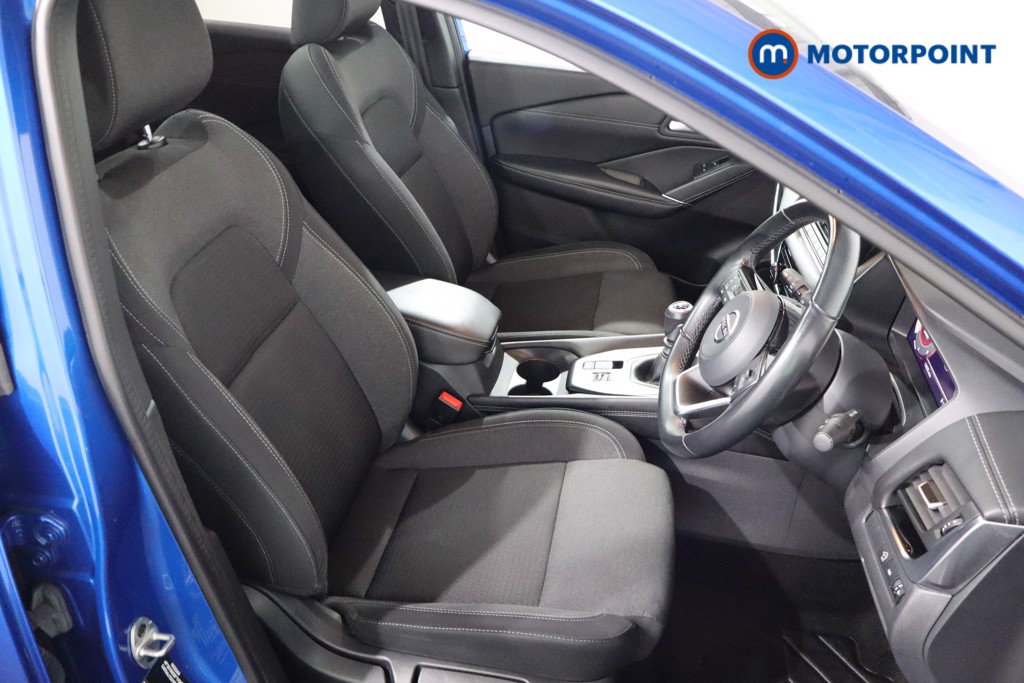 Nissan Qashqai N-Connecta Manual Petrol SUV - Stock Number (1545381) - 4th supplementary image