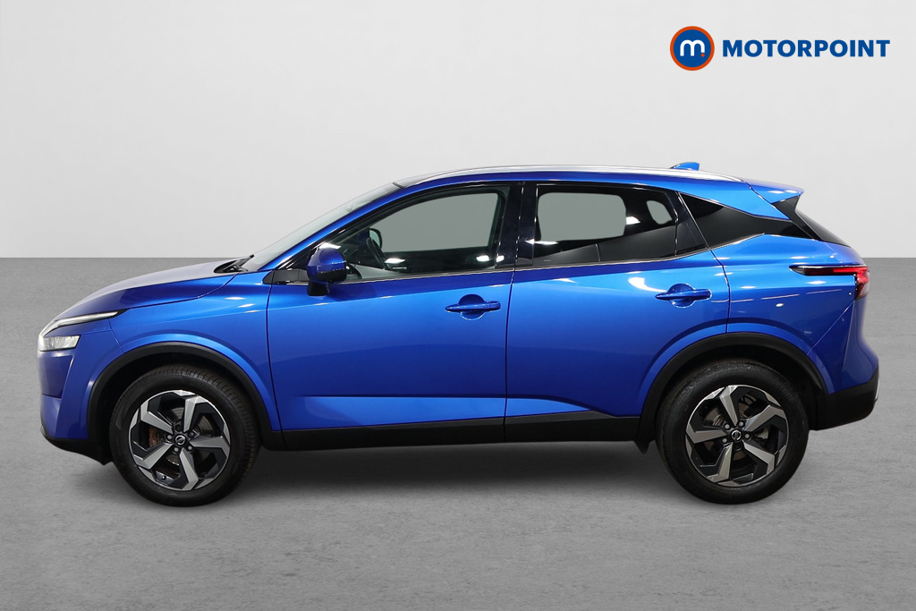 Nissan Qashqai N-Connecta Manual Petrol SUV - Stock Number (1545381) - Passenger side