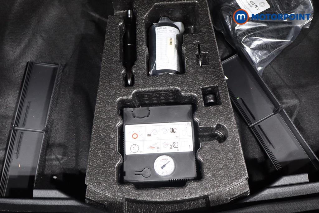 Skoda Karoq Se L Automatic Petrol SUV - Stock Number (1545683) - 27th supplementary image