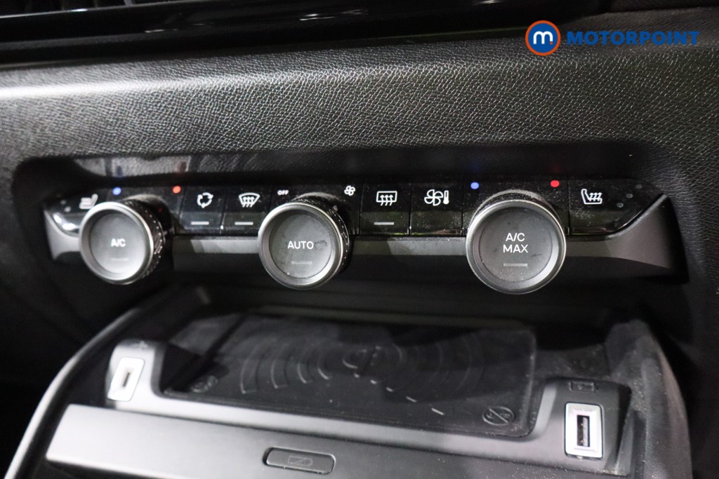 Citroen C4 Shine Plus Automatic Electric Hatchback - Stock Number (1545741) - 13th supplementary image