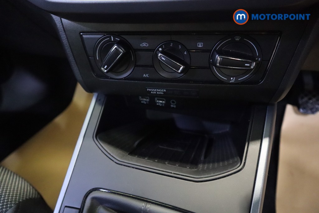 Seat Arona Se Technology Manual Petrol SUV - Stock Number (1545890) - 4th supplementary image