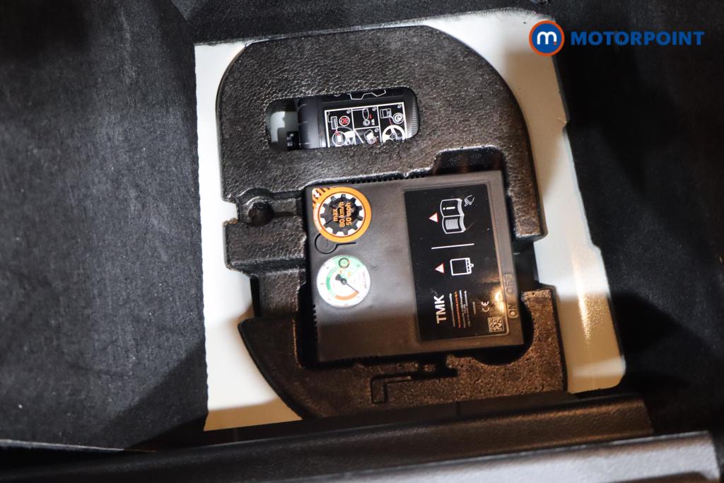 Mini Hatchback Cooper Classic Automatic Petrol Hatchback - Stock Number (1545969) - 20th supplementary image