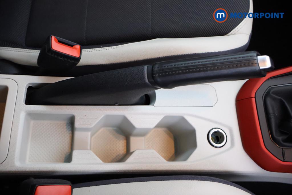 Volkswagen Polo Beats Manual Petrol Hatchback - Stock Number (1546357) - 8th supplementary image