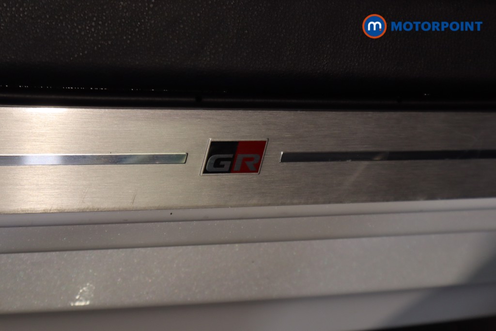 Toyota Yaris Gr Sport Automatic Petrol-Electric Hybrid Hatchback - Stock Number (1546438) - 7th supplementary image