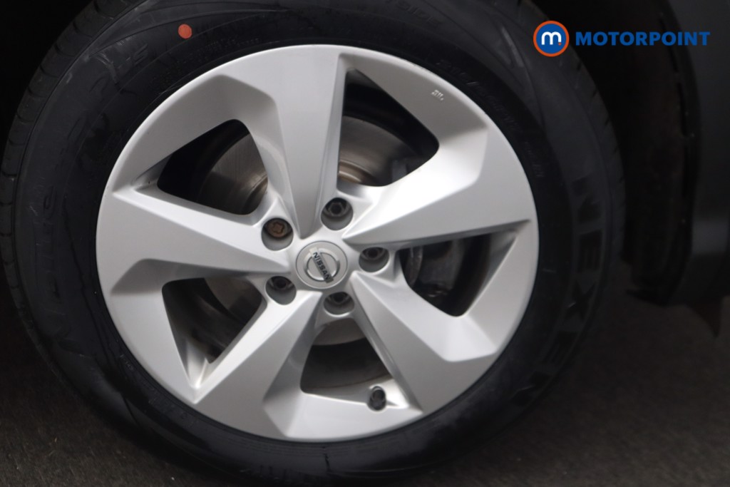 Nissan Qashqai Acenta Premium Manual Petrol SUV - Stock Number (1521614) - 14th supplementary image