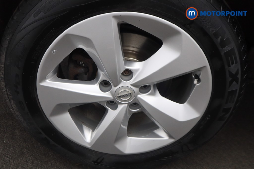 Nissan Qashqai Acenta Premium Manual Petrol SUV - Stock Number (1521614) - 16th supplementary image
