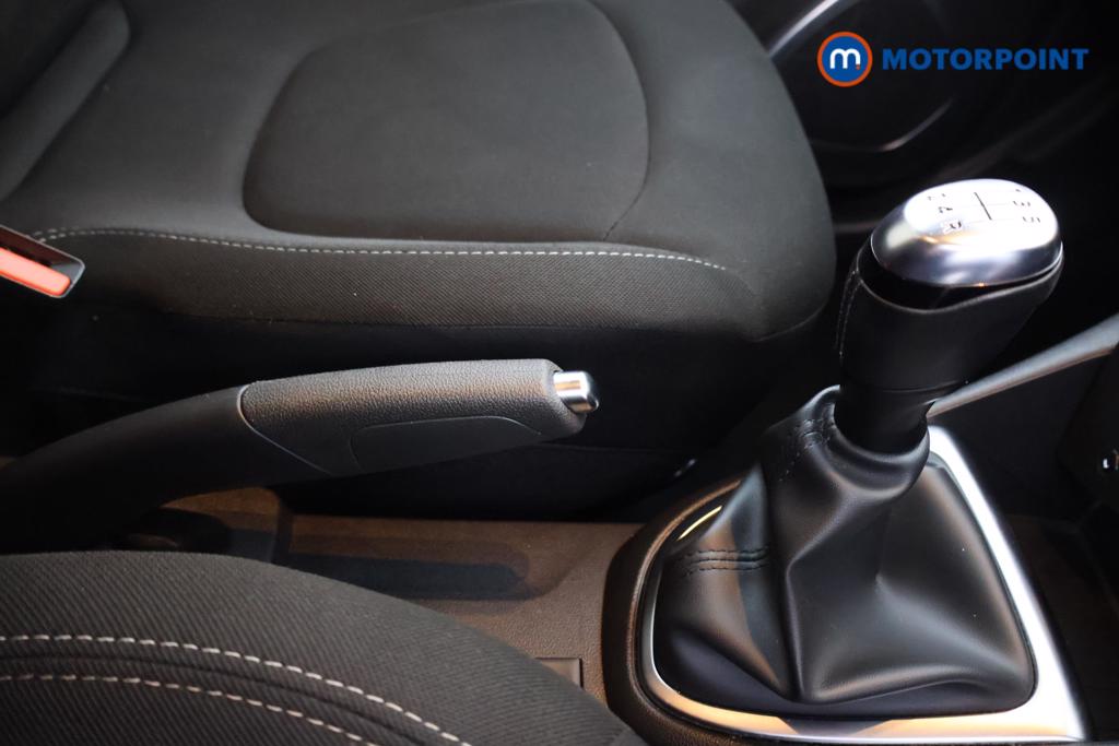 Renault Captur Iconic Manual Diesel SUV - Stock Number (1526425) - 6th supplementary image