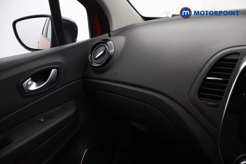Renault Captur Iconic Manual Diesel SUV - Stock Number (1526425) - 7th supplementary image
