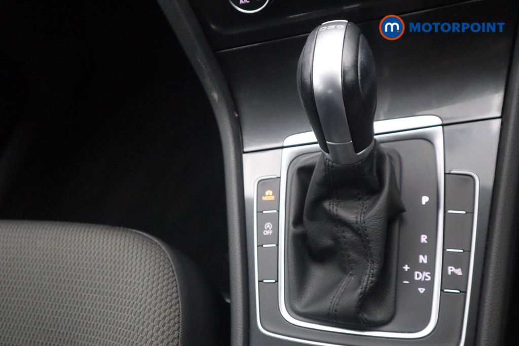 Volkswagen Golf SE Automatic Diesel Hatchback - Stock Number (1528951) - 11th supplementary image