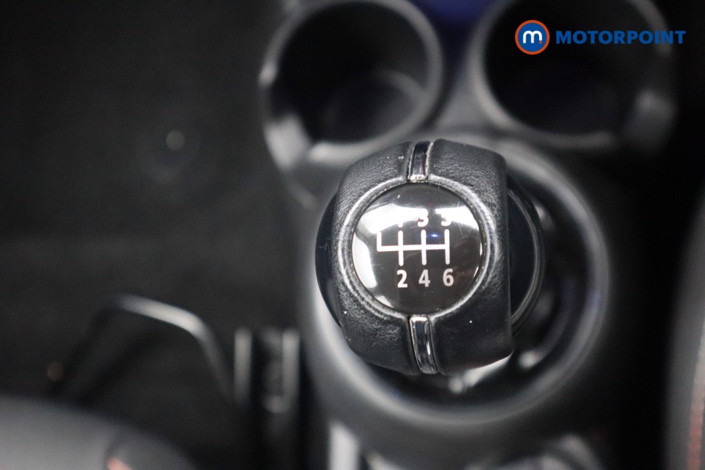 Mini Hatchback Cooper Classic Manual Petrol Hatchback - Stock Number (1530868) - 9th supplementary image