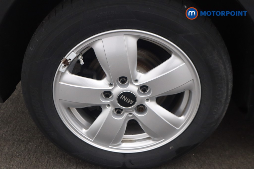 Mini Hatchback Cooper Classic Manual Petrol Hatchback - Stock Number (1530868) - 17th supplementary image