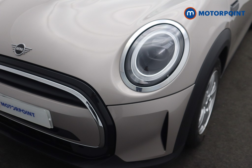 Mini Hatchback Cooper Classic Manual Petrol Hatchback - Stock Number (1530868) - 21st supplementary image