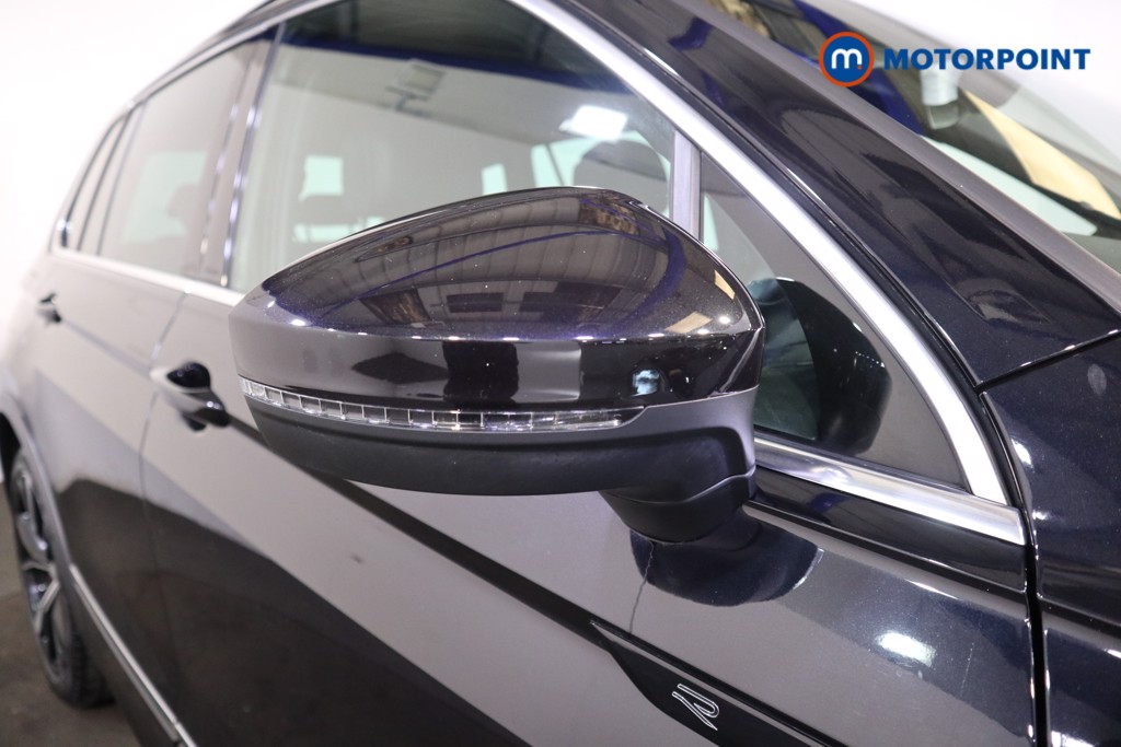 Volkswagen Tiguan R-Line Automatic Petrol SUV - Stock Number (1536310) - 23rd supplementary image