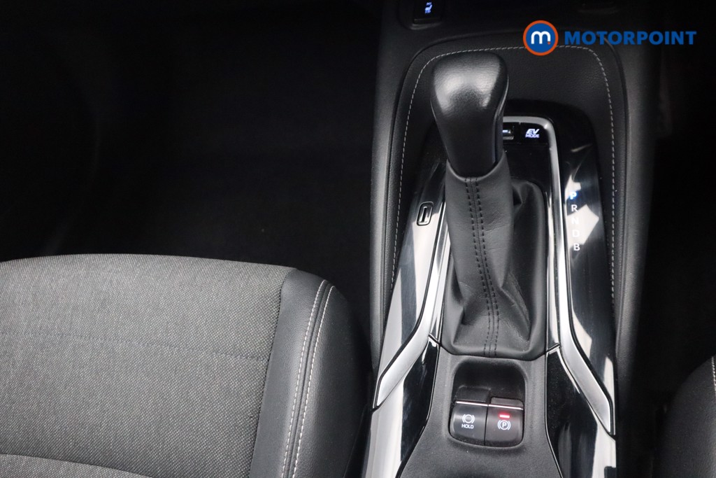 Toyota Corolla Design Automatic Petrol-Electric Hybrid Hatchback - Stock Number (1537002) - 12th supplementary image