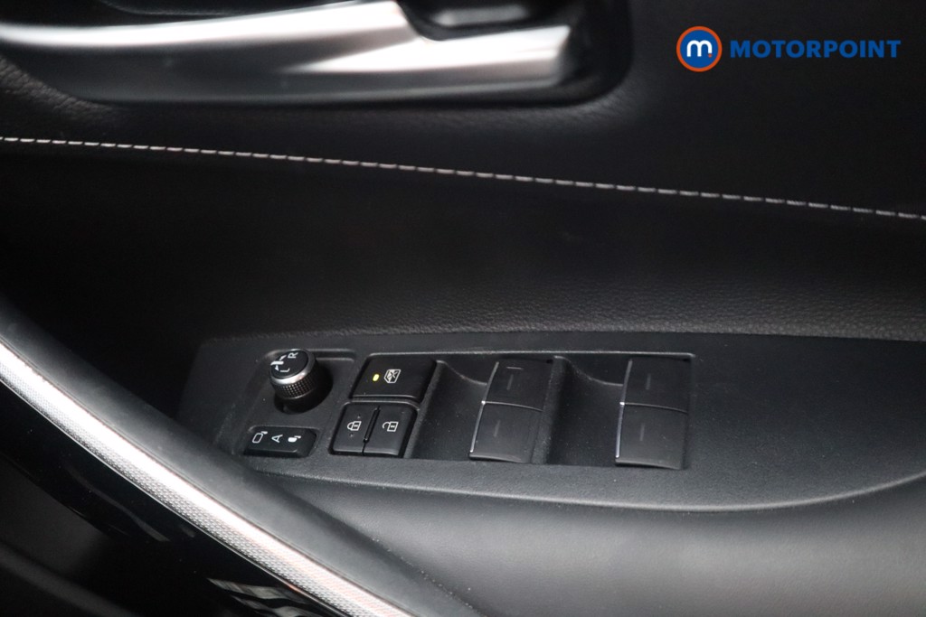 Toyota Corolla Design Automatic Petrol-Electric Hybrid Hatchback - Stock Number (1537002) - 17th supplementary image