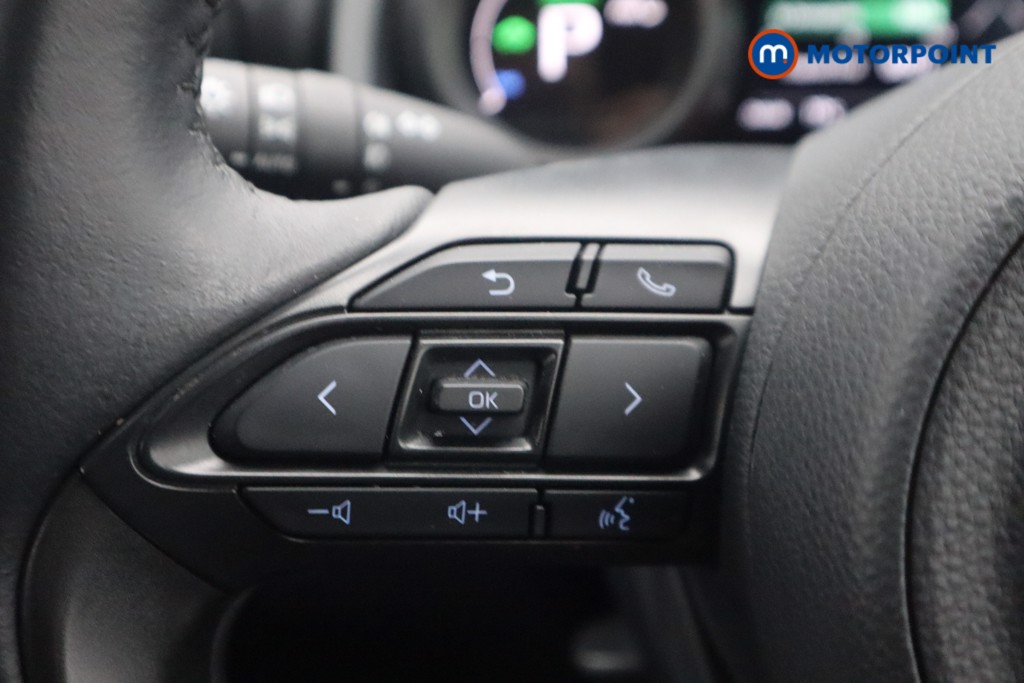 Toyota Yaris Design Automatic Petrol-Electric Hybrid Hatchback - Stock Number (1537016) - 10th supplementary image