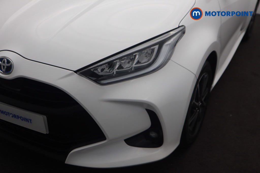 Toyota Yaris Design Automatic Petrol-Electric Hybrid Hatchback - Stock Number (1537016) - 20th supplementary image