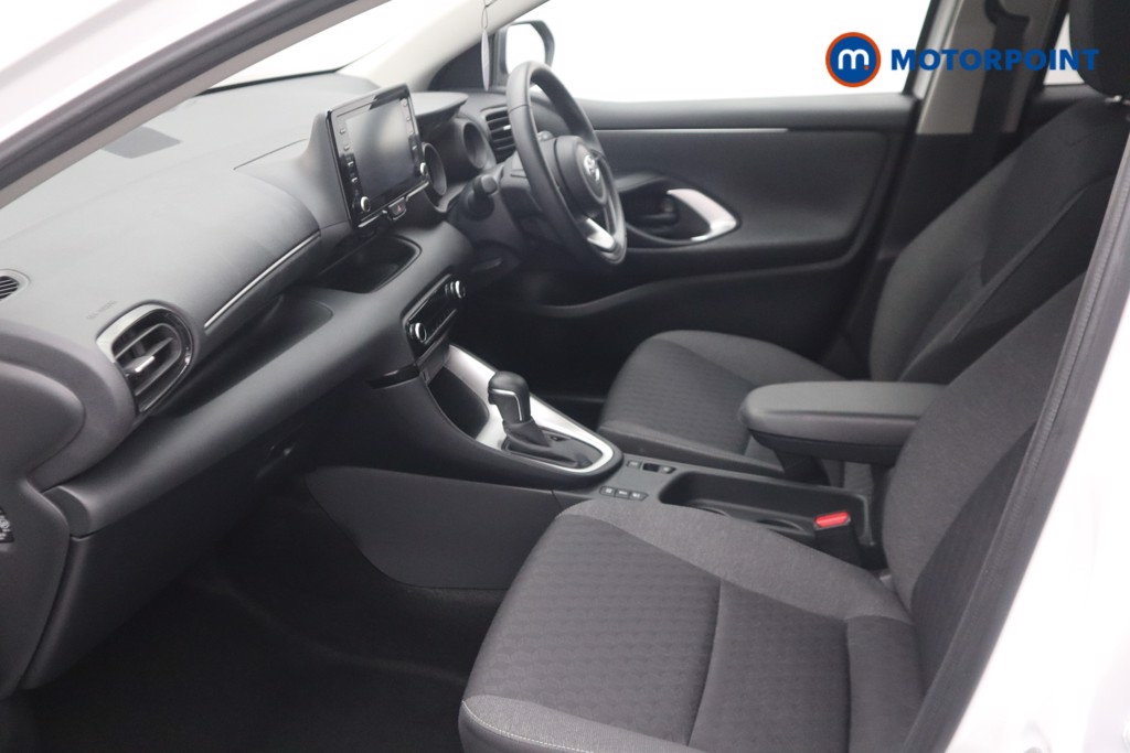 Toyota Yaris Design Automatic Petrol-Electric Hybrid Hatchback - Stock Number (1537016) - 1st supplementary image