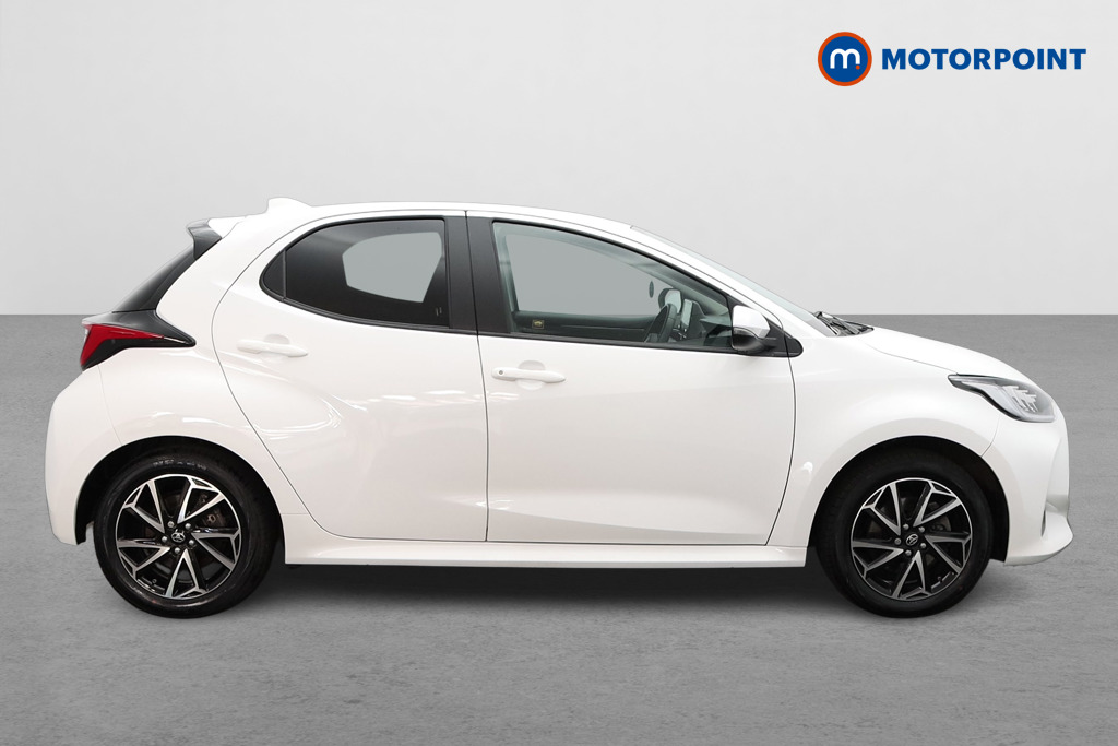 Toyota Yaris Design Automatic Petrol-Electric Hybrid Hatchback - Stock Number (1537016) - Drivers side