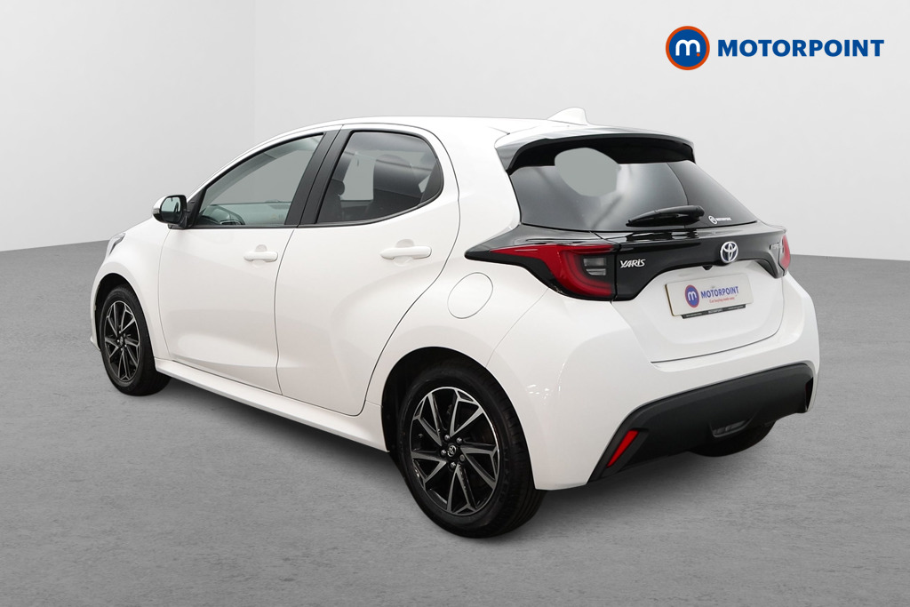 Toyota Yaris Design Automatic Petrol-Electric Hybrid Hatchback - Stock Number (1537016) - Passenger side rear corner