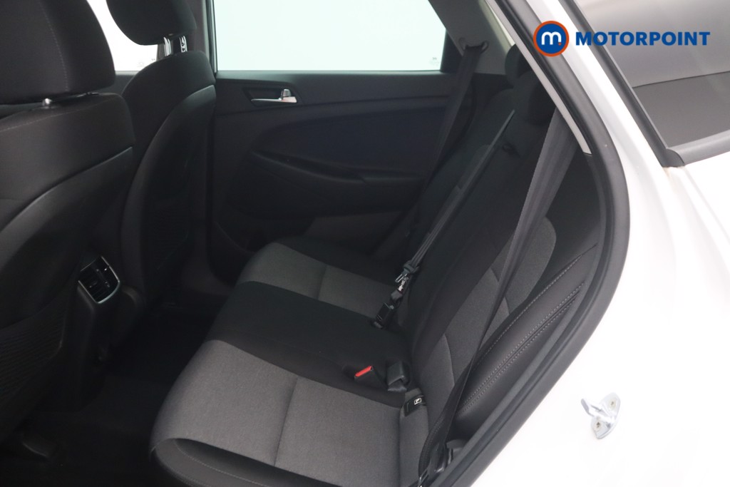 Hyundai Tucson Se Nav Manual Petrol SUV - Stock Number (1537898) - 2nd supplementary image