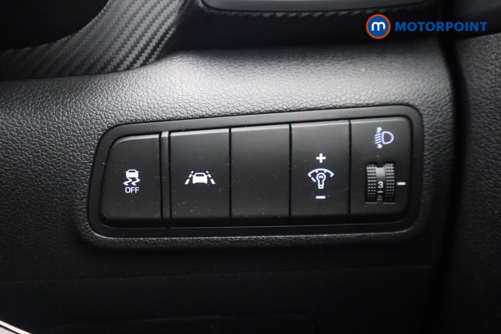 Hyundai Tucson Se Nav Manual Petrol SUV - Stock Number (1537898) - 17th supplementary image