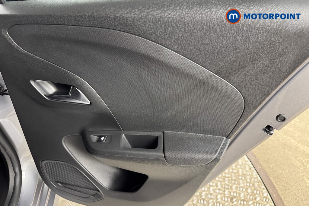 Vauxhall Corsa GS Manual Petrol Hatchback - Stock Number (1539312) - 16th supplementary image