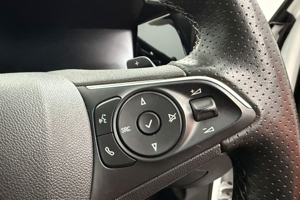 Vauxhall Grandland GSE Automatic Petrol Plug-In Hybrid SUV - Stock Number (1539481) - 3rd supplementary image