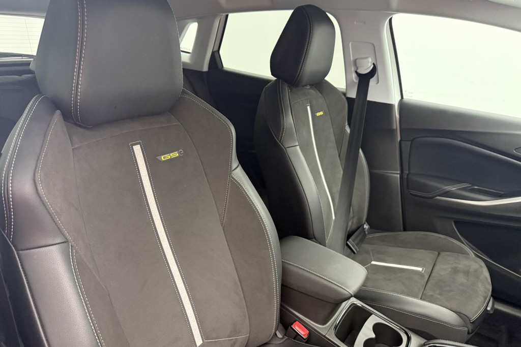 Vauxhall Grandland GSE Automatic Petrol Plug-In Hybrid SUV - Stock Number (1539481) - 14th supplementary image
