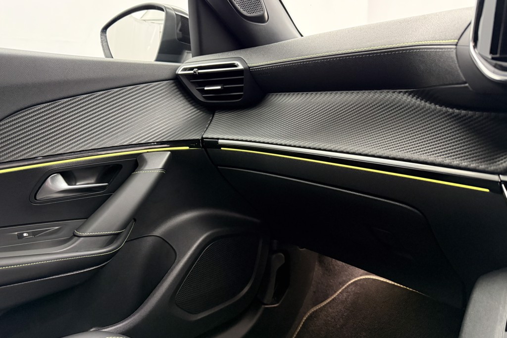 Peugeot 2008 GT Automatic Petrol SUV - Stock Number (1539491) - 10th supplementary image