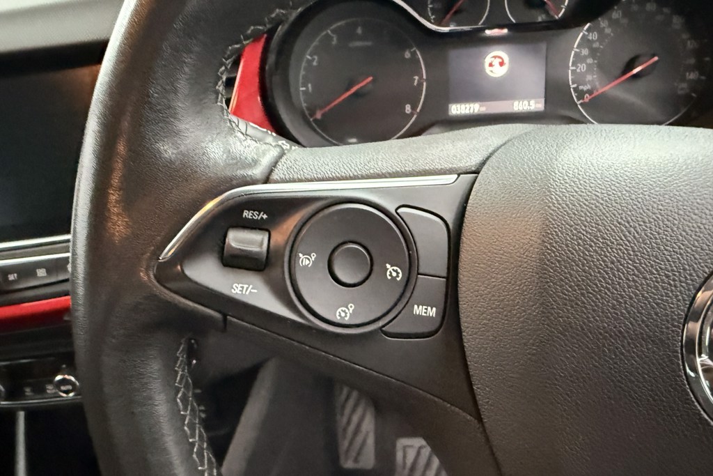 Vauxhall Crossland Gs Line Manual Diesel SUV - Stock Number (1539931) - 3rd supplementary image