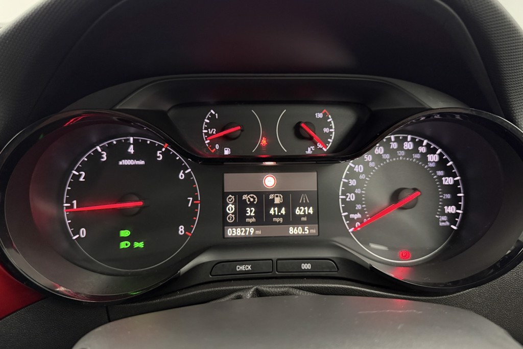 Vauxhall Crossland Gs Line Manual Diesel SUV - Stock Number (1539931) - 5th supplementary image