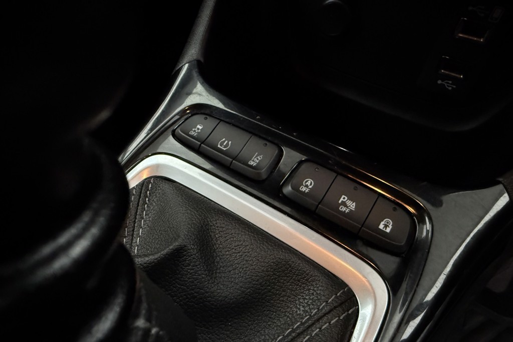 Vauxhall Crossland Gs Line Manual Diesel SUV - Stock Number (1539931) - 9th supplementary image
