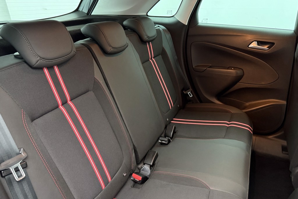 Vauxhall Crossland Gs Line Manual Diesel SUV - Stock Number (1539931) - 15th supplementary image